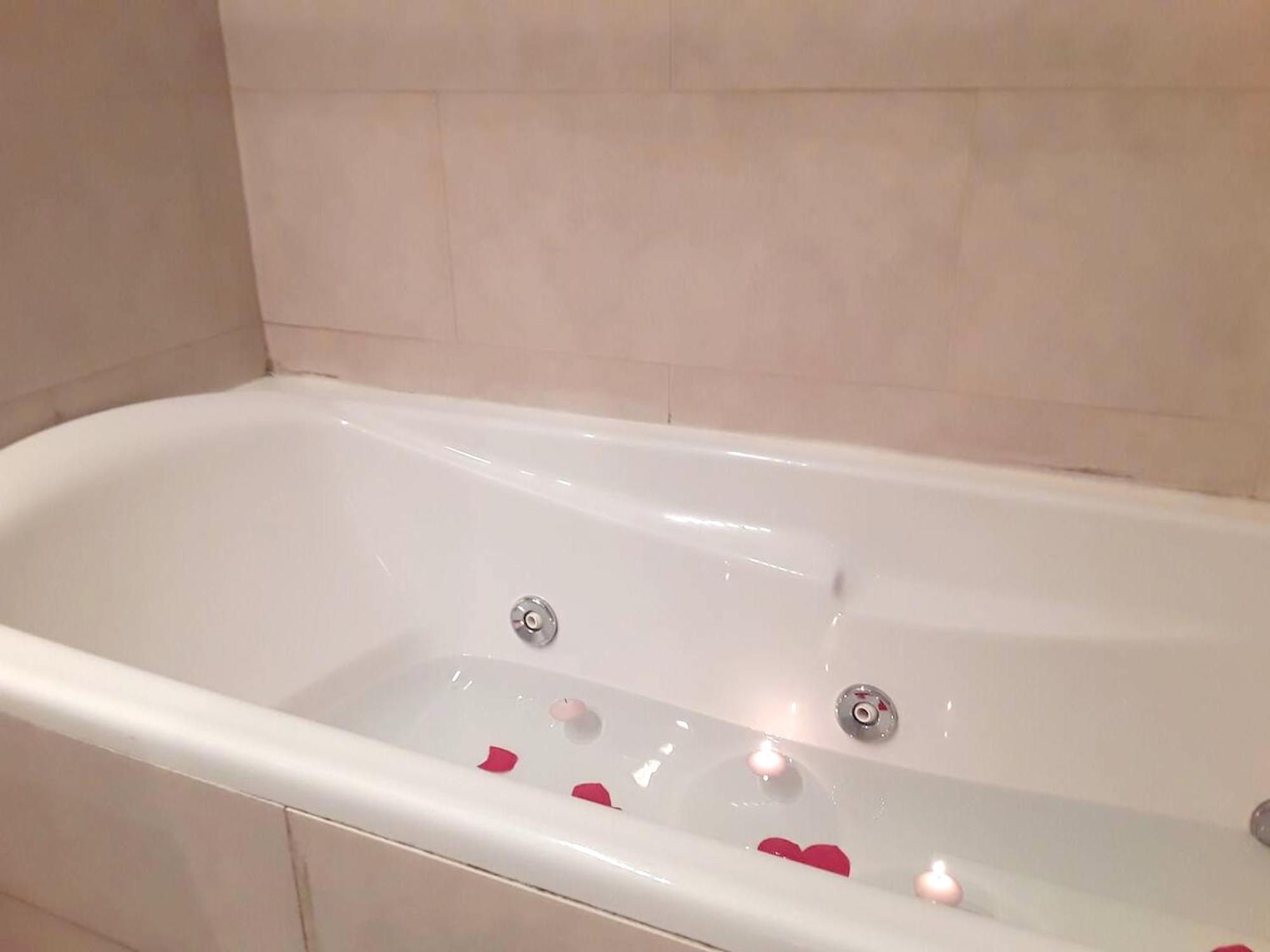 Comfortable Apartment In Zaragoza 67 M² Near The Centre Buitenkant foto